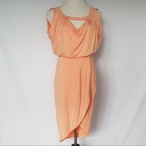 🧡Used 1 Bebe coral mid length coral dress w/bag.